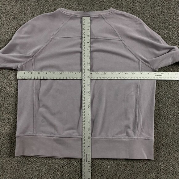 Lululemon Crew Neck Raglan Sweatshirt Women's Size 8 Lavender Lilac - Picture 8 of 10